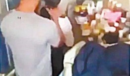 囚犯爆料场面视频,惊曝狱中真实场面视频曝光