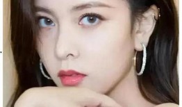 男女艺人最新情感爆料图片,明星恋情揭秘，甜蜜与纠葛并存